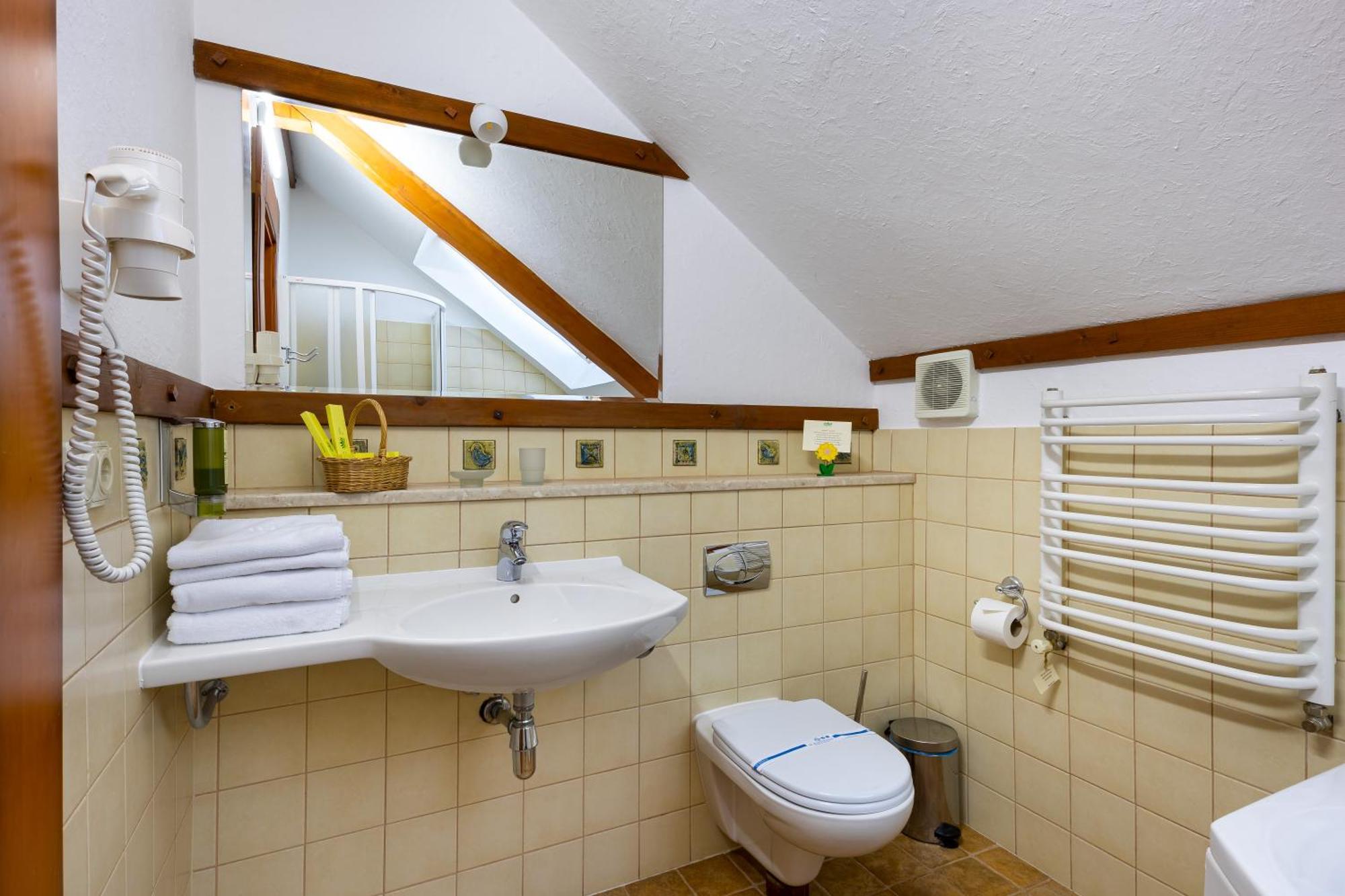 Koruna Tatariv Habitación foto